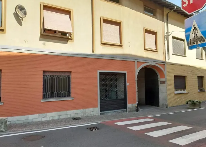Appartamento Tra Como E Milano